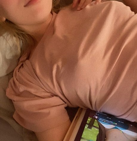 Kittew actress photos