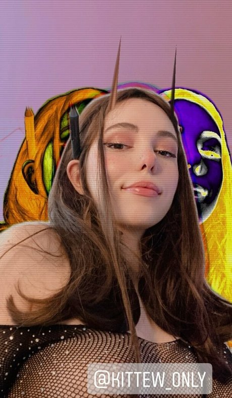 Kittew porn model archive