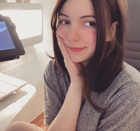 Kittew free pornstar pic