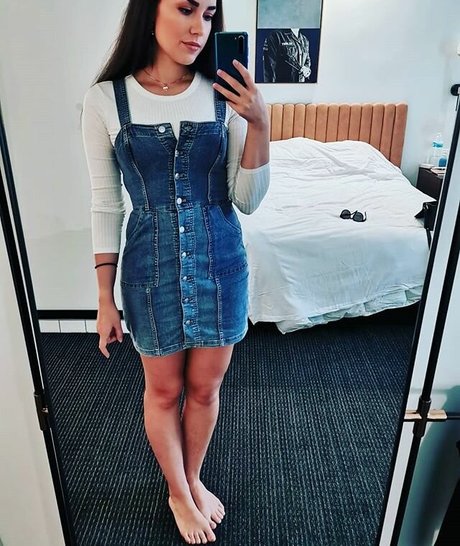 yabbe model erotic archive