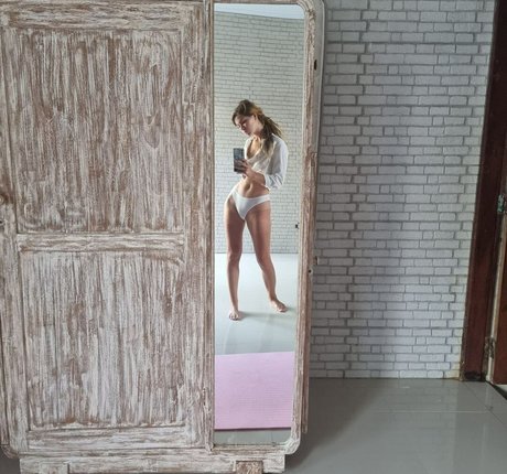 Nancy Novikova star perfect photo