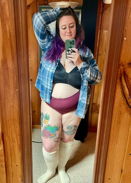 naughtynyxiefree nude model archive