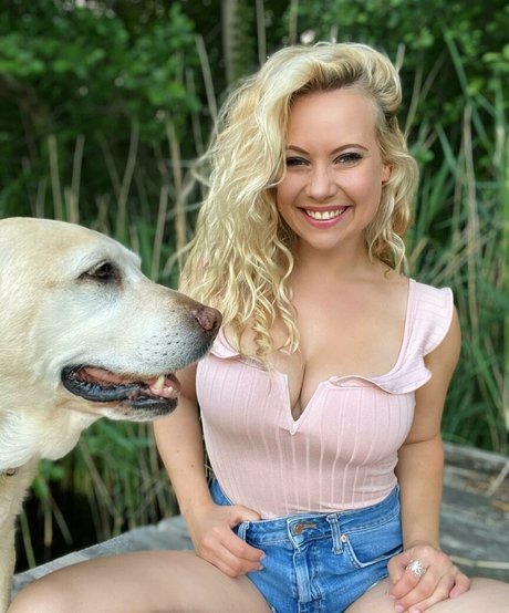 Steffi Landerer model erotic picture