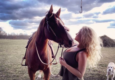 Steffi Landerer hd star pic