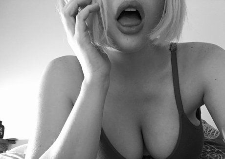 comeonanna pornstar pretty picture