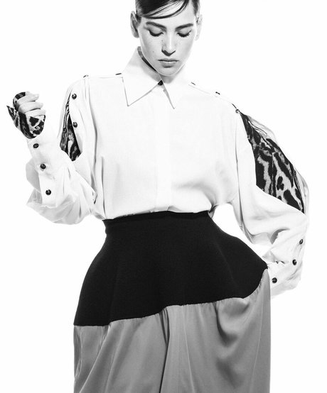 Adria Arjona exclusive star image