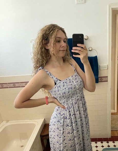 RoxyTall model best photo