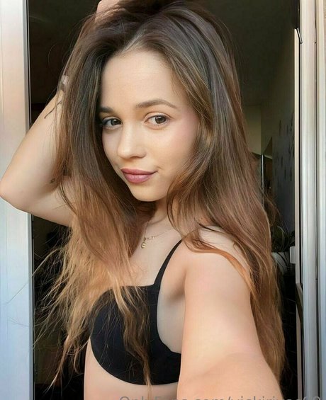 vickirivas99 beautiful star pic