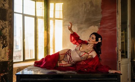 Reilin erotic star images