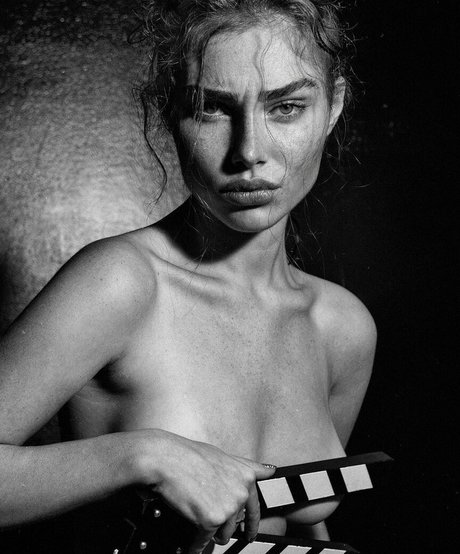 Eden Chanel star exclusive photo