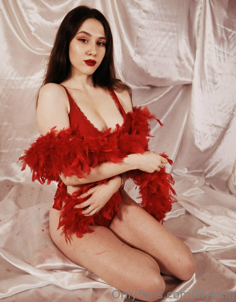 lilylong pornstar sexy pic