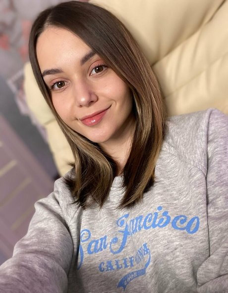 oooopsfree porn model picture