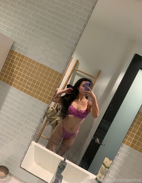 sakuratheforbiddenfruit nice actress image