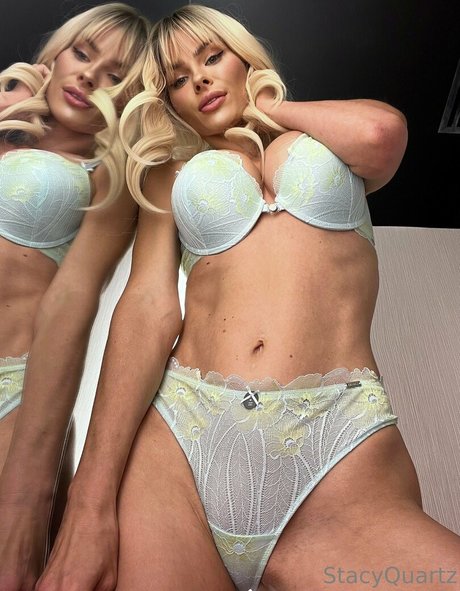 missquartz star exclusive photos