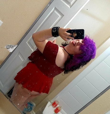 amy lovotomy star picture