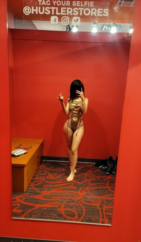 Emostonergorl xxx actress archive