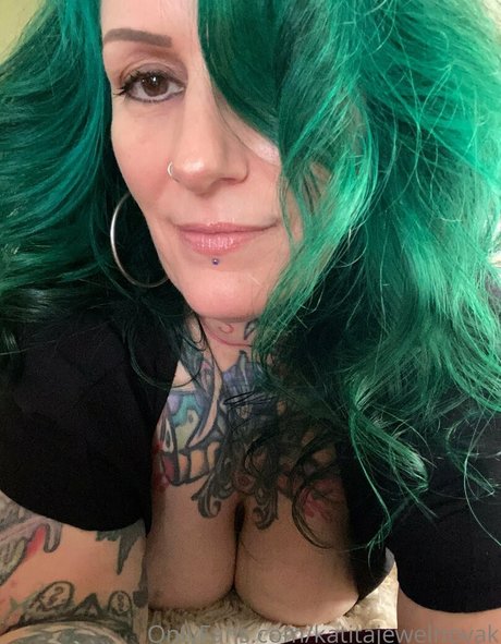 katitajewelnovak model top images