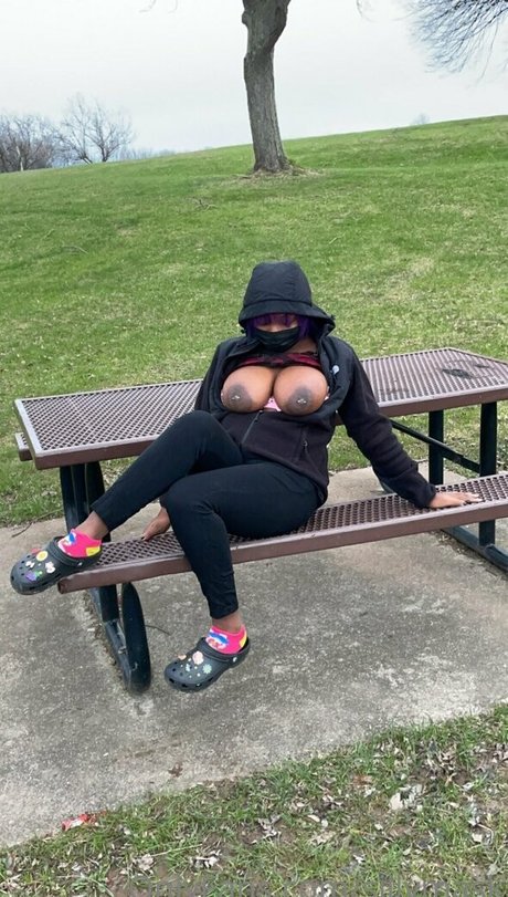 Sillymask sex pornstar pics