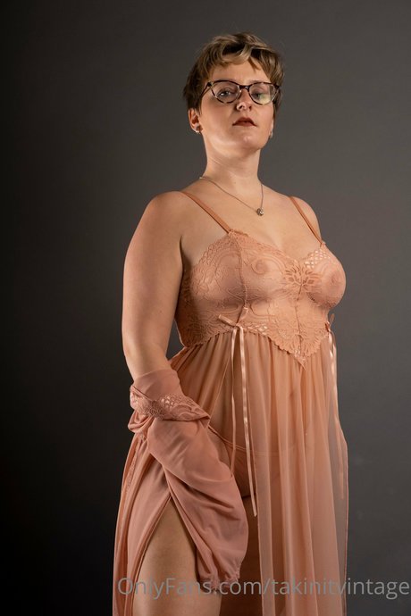 _Marketa Ruzickova high quality model pic
