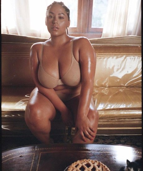 Audrey Littie star nude picture