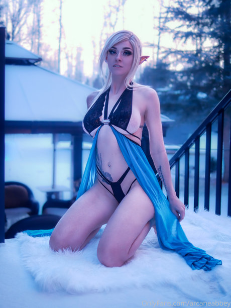 Arcane Abbey star naked photo