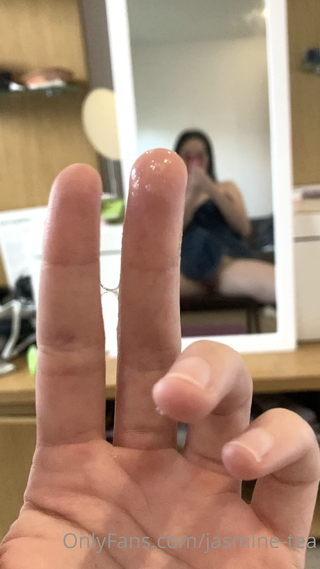 JasmineTea naked model galleries