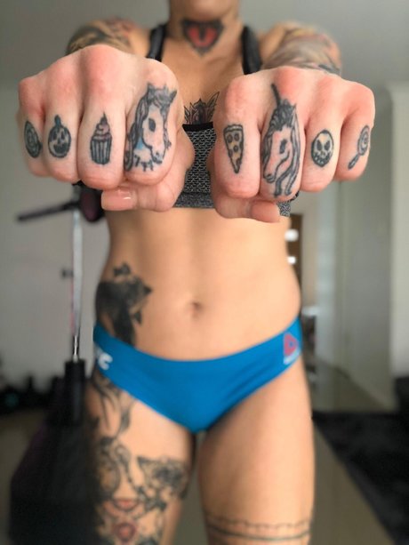 Bec Rawlings nudes star pictures