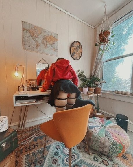 Dadeleine pornstar sexy picture