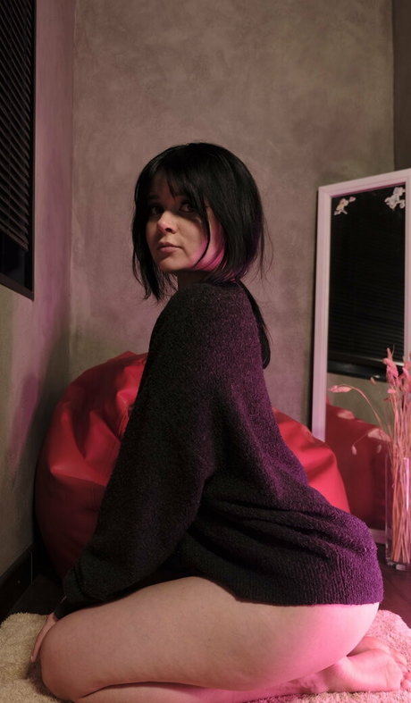 awondrr free actress photo