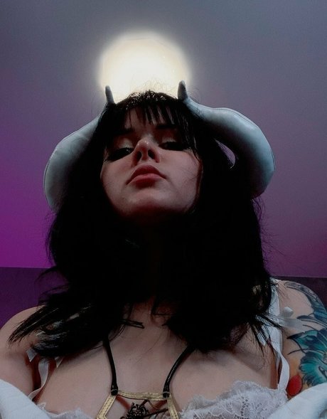 awondrr star erotic picture