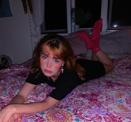 Mia Rodriguez naked actress img