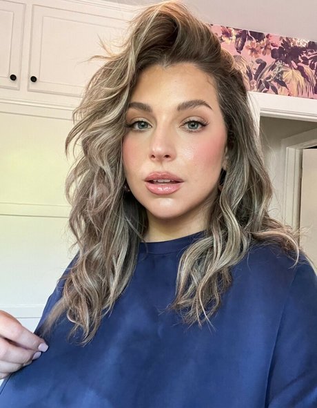 Alex Gervasi pretty star img