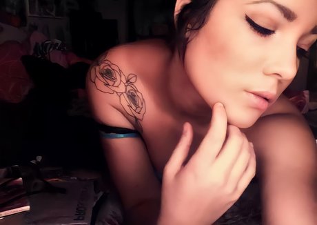 Halsey sexy actress galleries