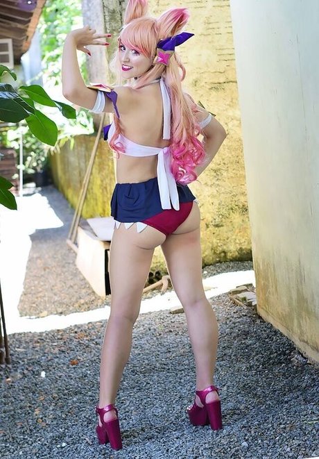 Renata Melo star naked gallery