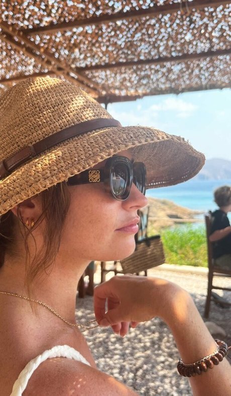 Lily James model free photo