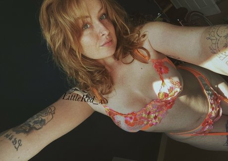 LittleRed x adult star picture