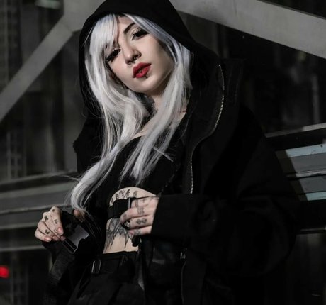 Aline Fox star pretty photo