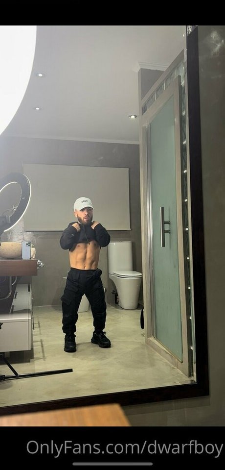 pekehottie model xxx pics