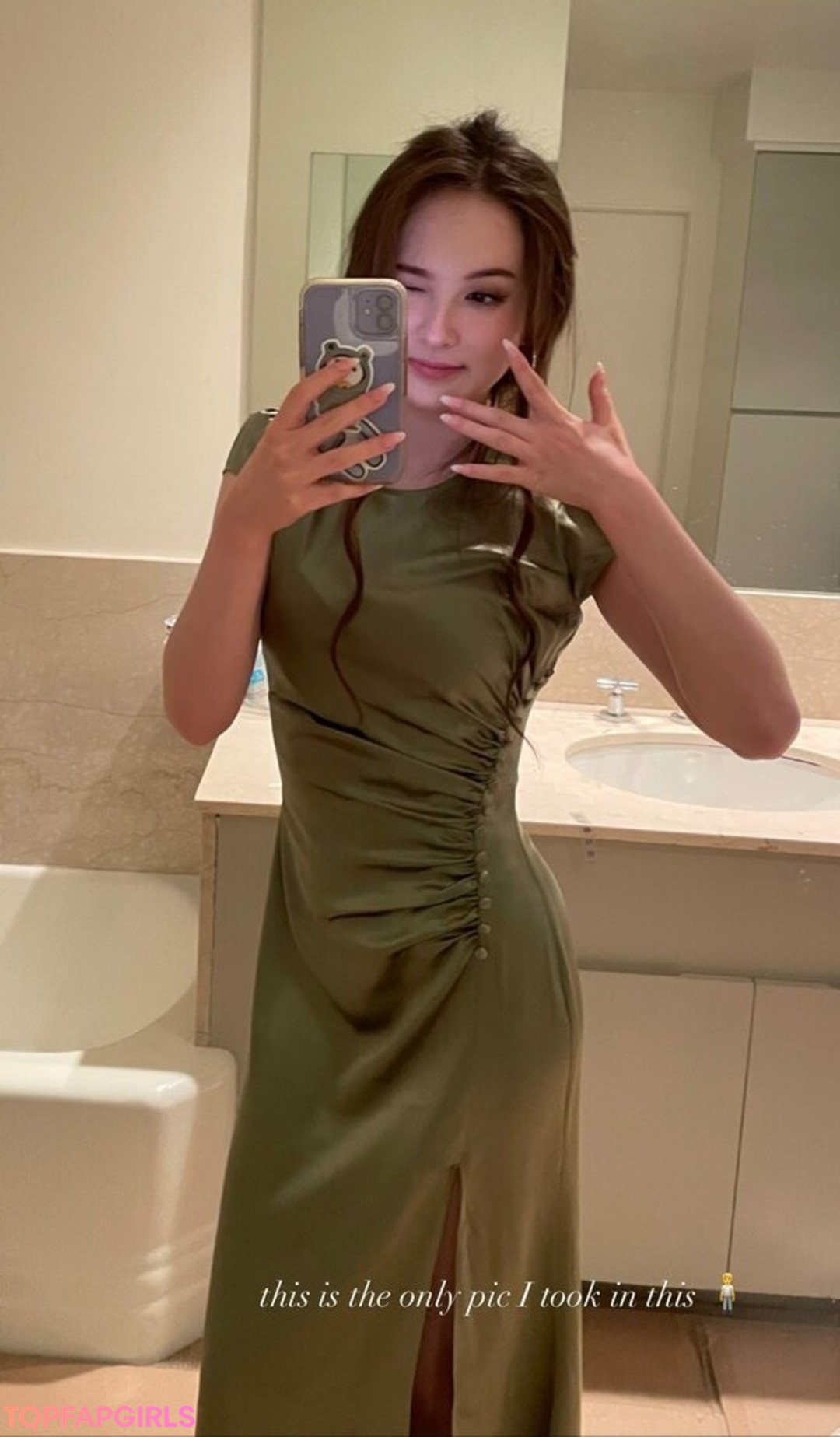 Tinakitten hot model photo