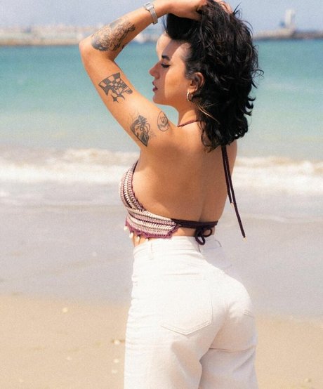 lapintoramarta erotic pornstar image