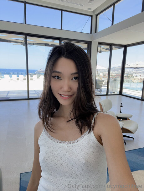 lucymochifree pretty model galleries