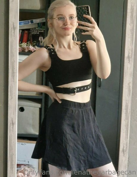lenathegarbagecan star sexy photos