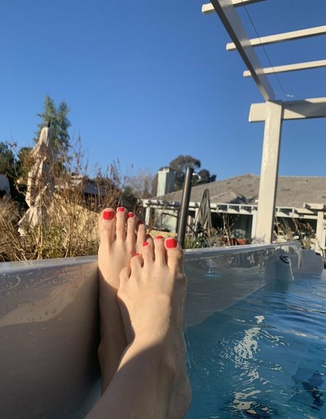 craydrienne model nudes photo