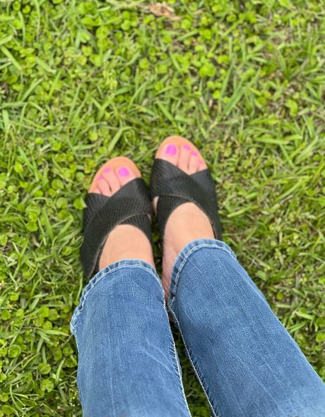 wifeyassandfeet star nice pic