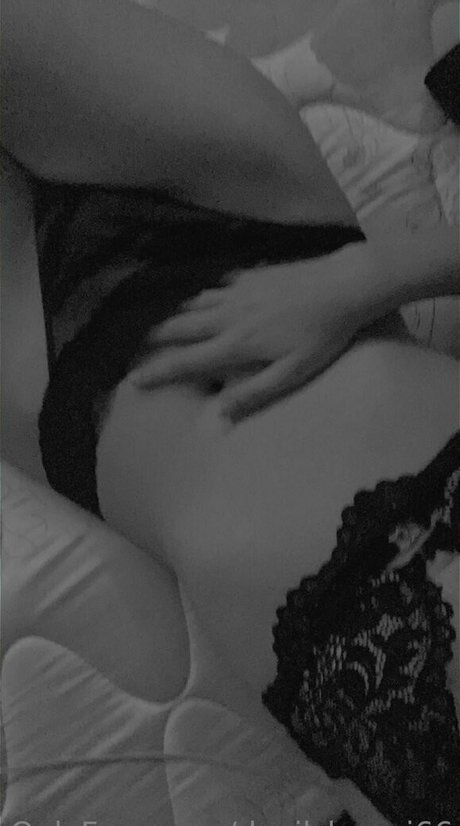 devilsbunni66 porn model pictures