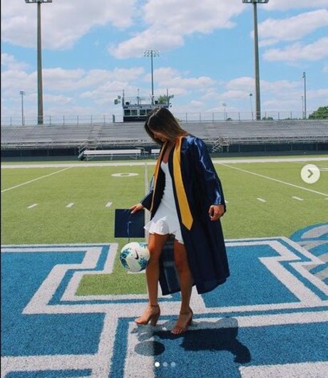 Emily Legler model pic