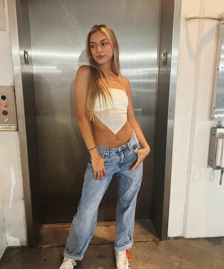 Emily Legler pornstar hot picture