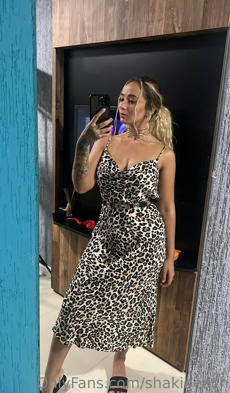 Shakibeach pornstar naked photo