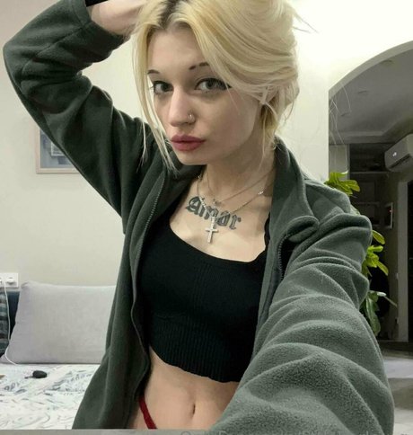 littleharley q exclusive star pic