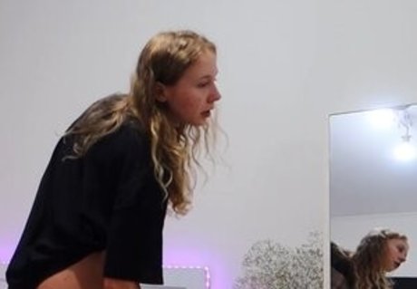 Mary Lvk beautiful pornstar pictures